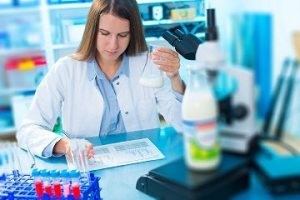 在線(xiàn)水質(zhì)監(jiān)測(cè)儀在污水處理廠(chǎng)的四大核心作用：不僅僅是為了環(huán)保合規(guī)